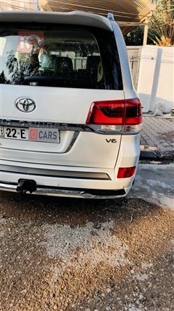 تويوتا لاندكروزر